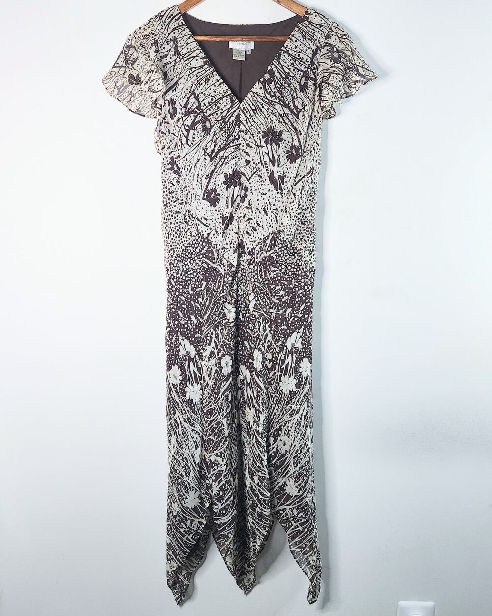 Adrianna Papell Black and Cream Floral V‑Neck Midi Dress
